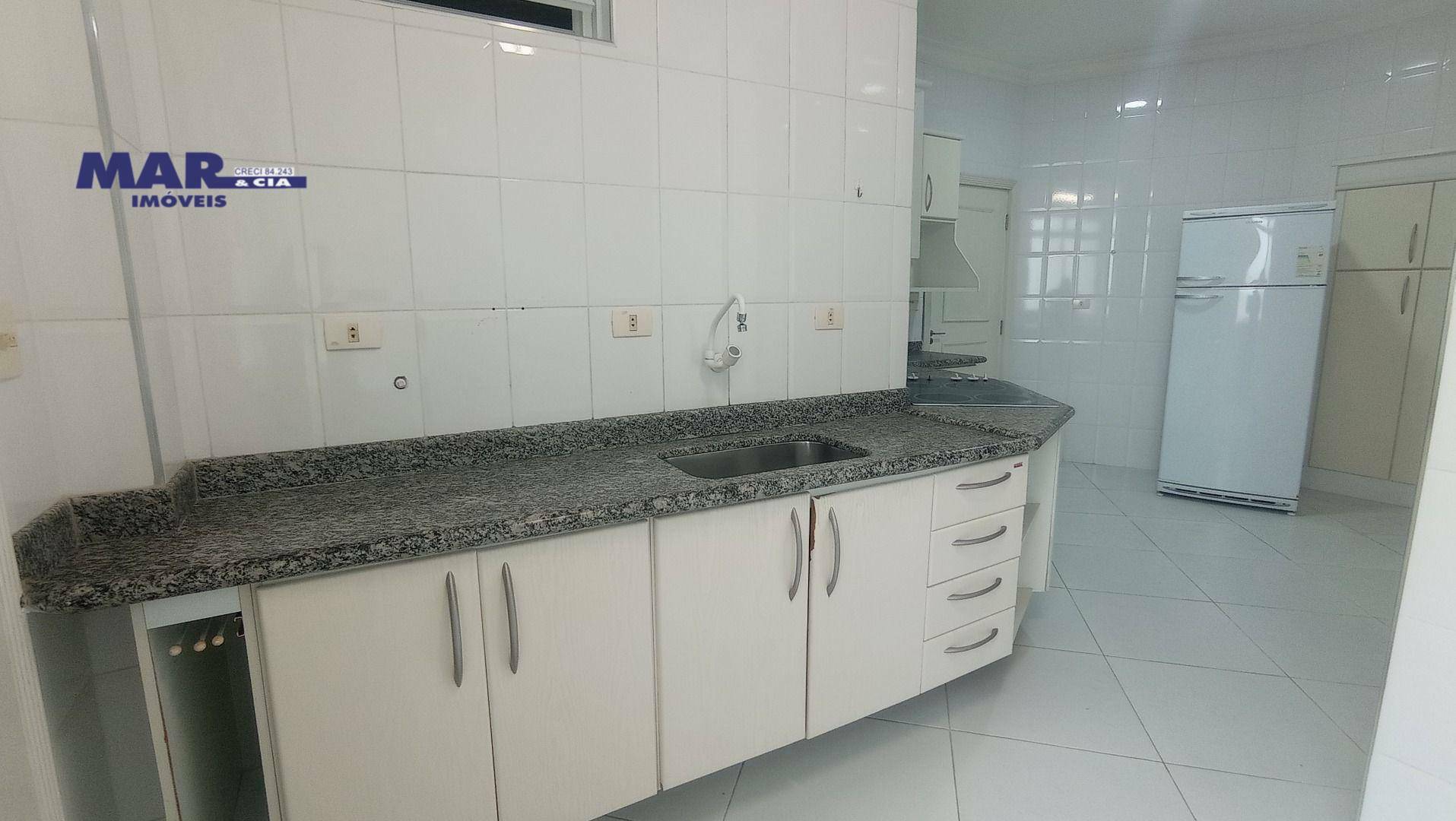 Apartamento à venda com 3 quartos, 130m² - Foto 16