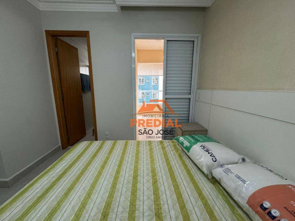 Apartamento para alugar com 3 quartos, 82m² - Foto 15