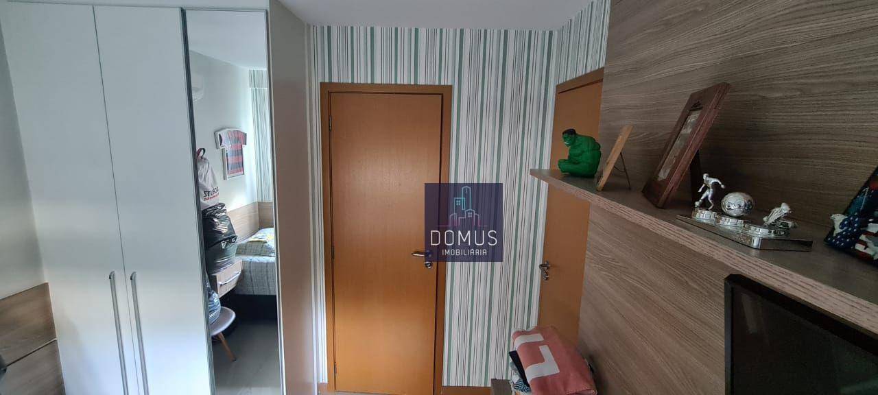 Apartamento à venda com 3 quartos, 98m² - Foto 4