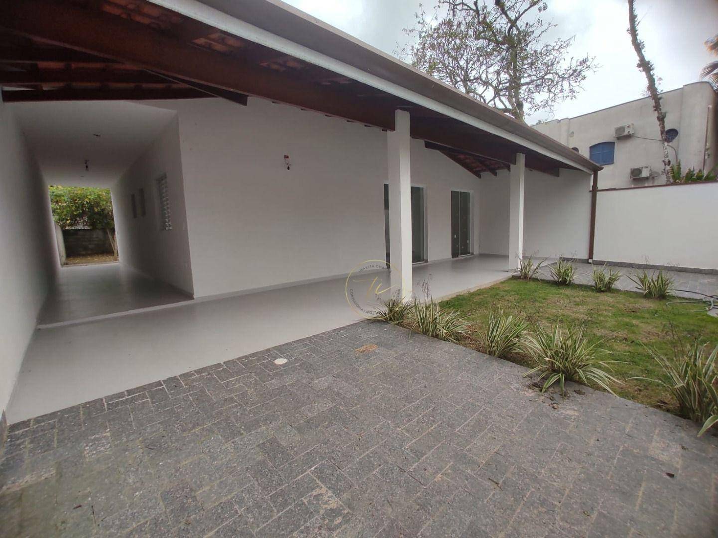 Casa à venda com 3 quartos, 150m² - Foto 1