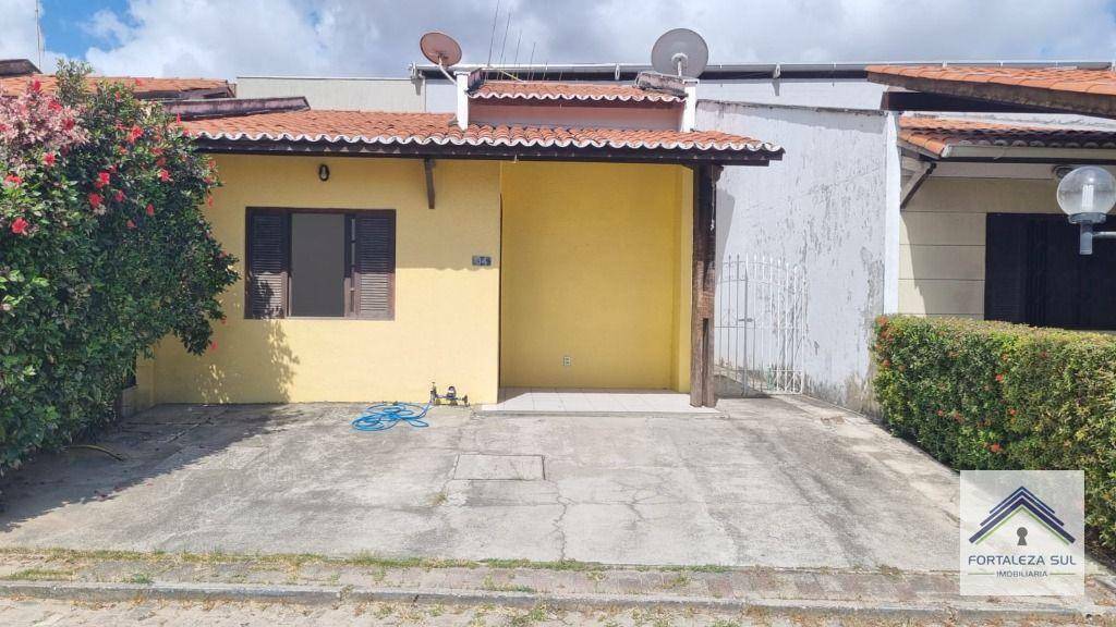 Casa de Condomínio à venda com 3 quartos, 78m² - Foto 1