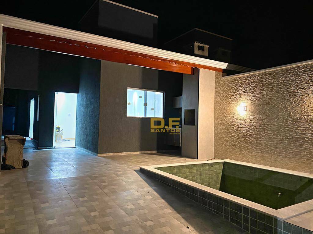 Casa à venda com 2 quartos, 88m² - Foto 3