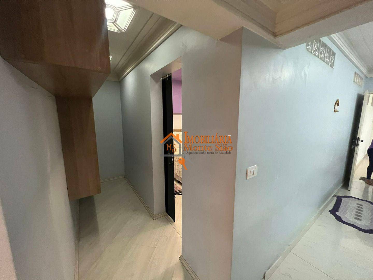 Casa à venda com 4 quartos, 240m² - Foto 28