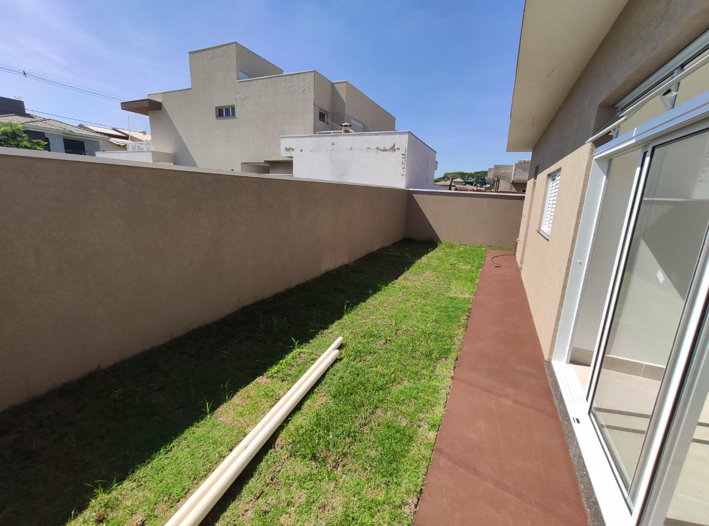 Casa à venda com 3 quartos, 181m² - Foto 11