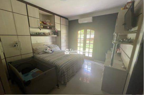 Chácara à venda com 4 quartos, 450m² - Foto 8