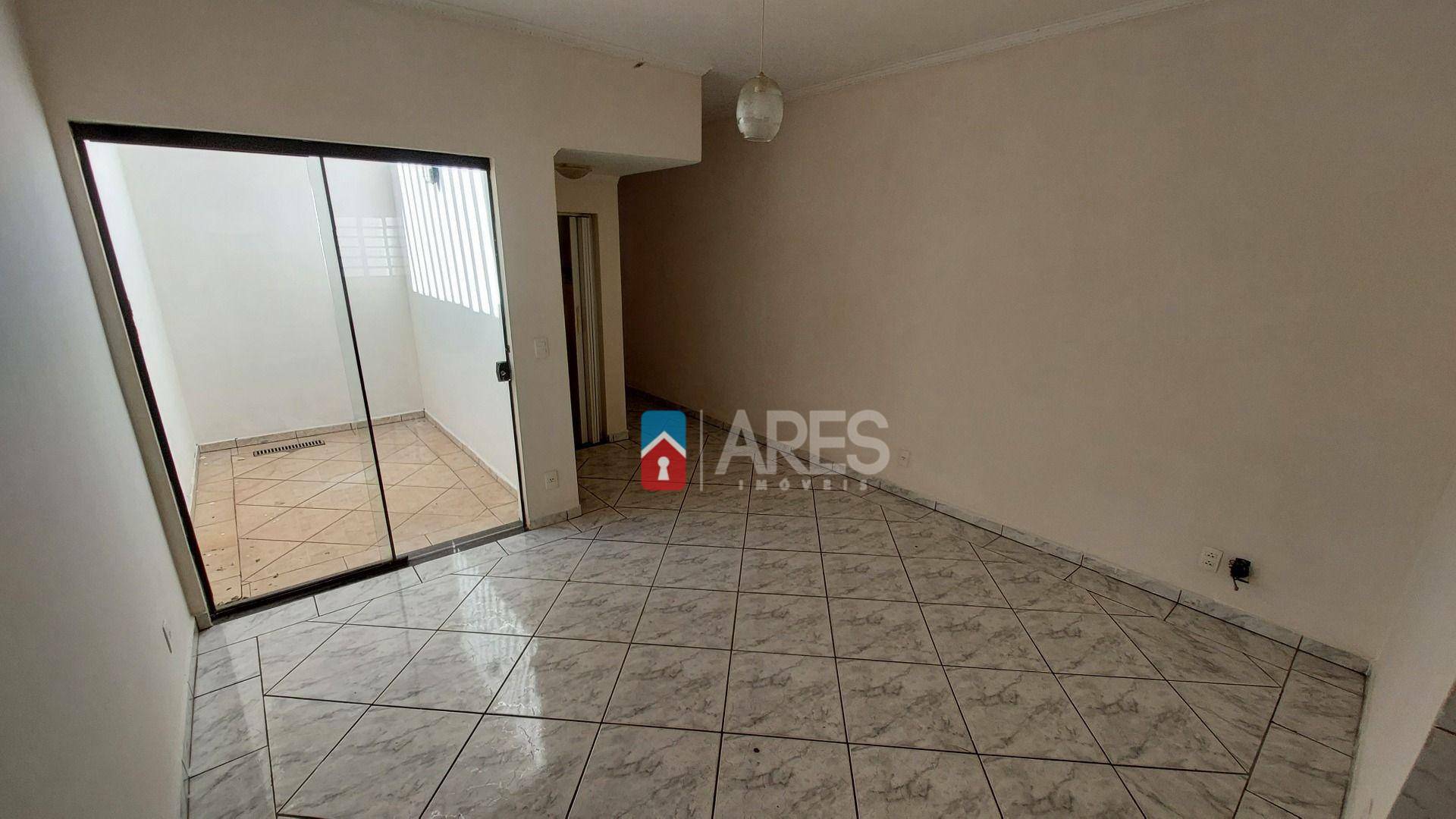 Casa para alugar com 3 quartos, 139m² - Foto 7