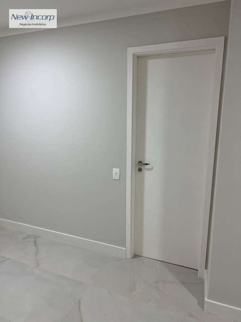 Apartamento à venda com 2 quartos, 67m² - Foto 12