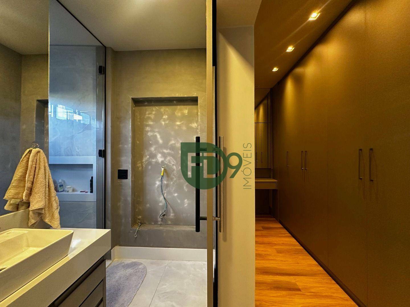 Casa de Condomínio à venda com 3 quartos, 302m² - Foto 32