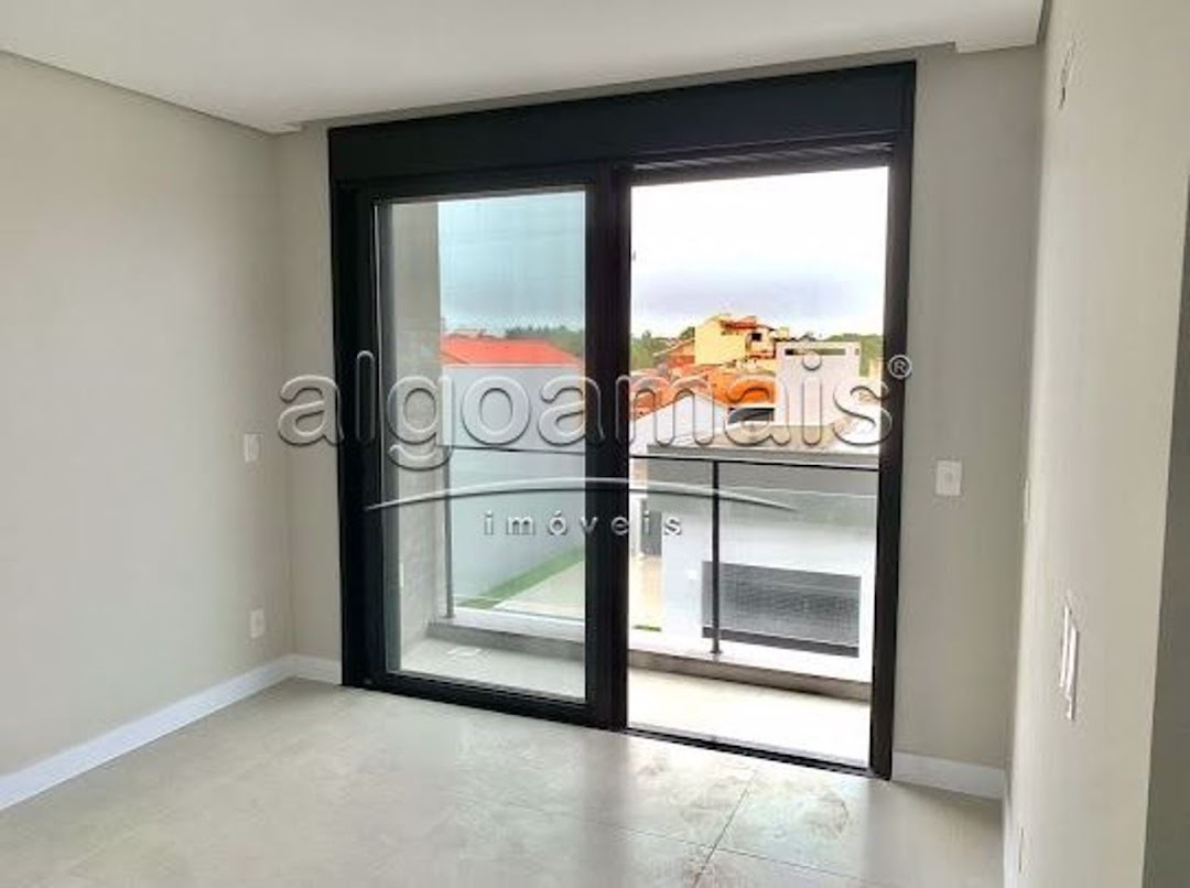 Casa à venda com 4 quartos, 260m² - Foto 15