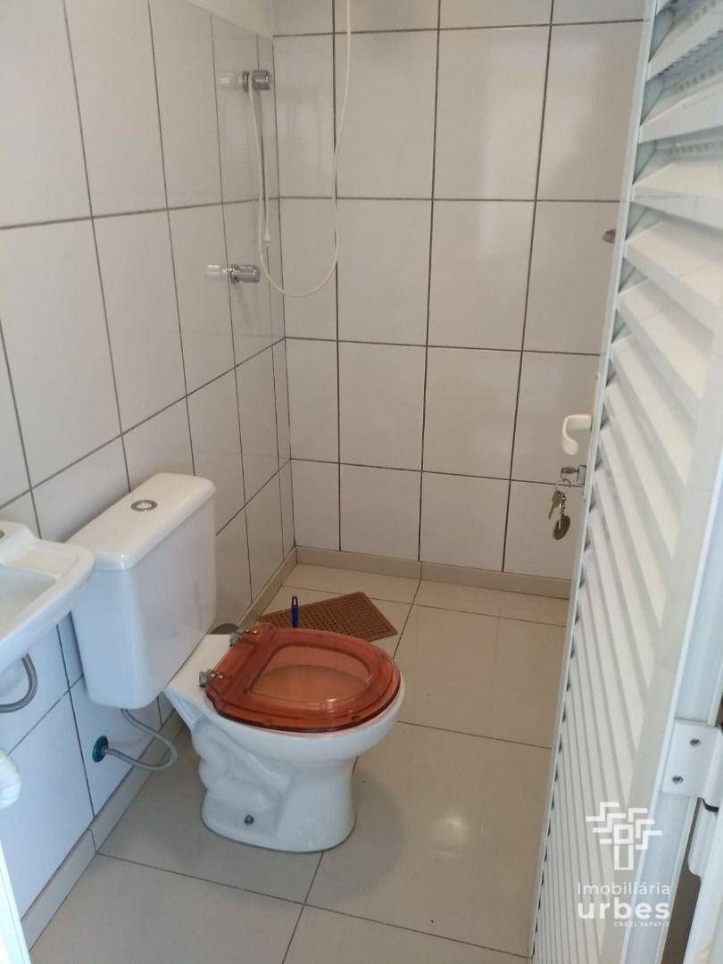 Casa à venda com 3 quartos, 240m² - Foto 14