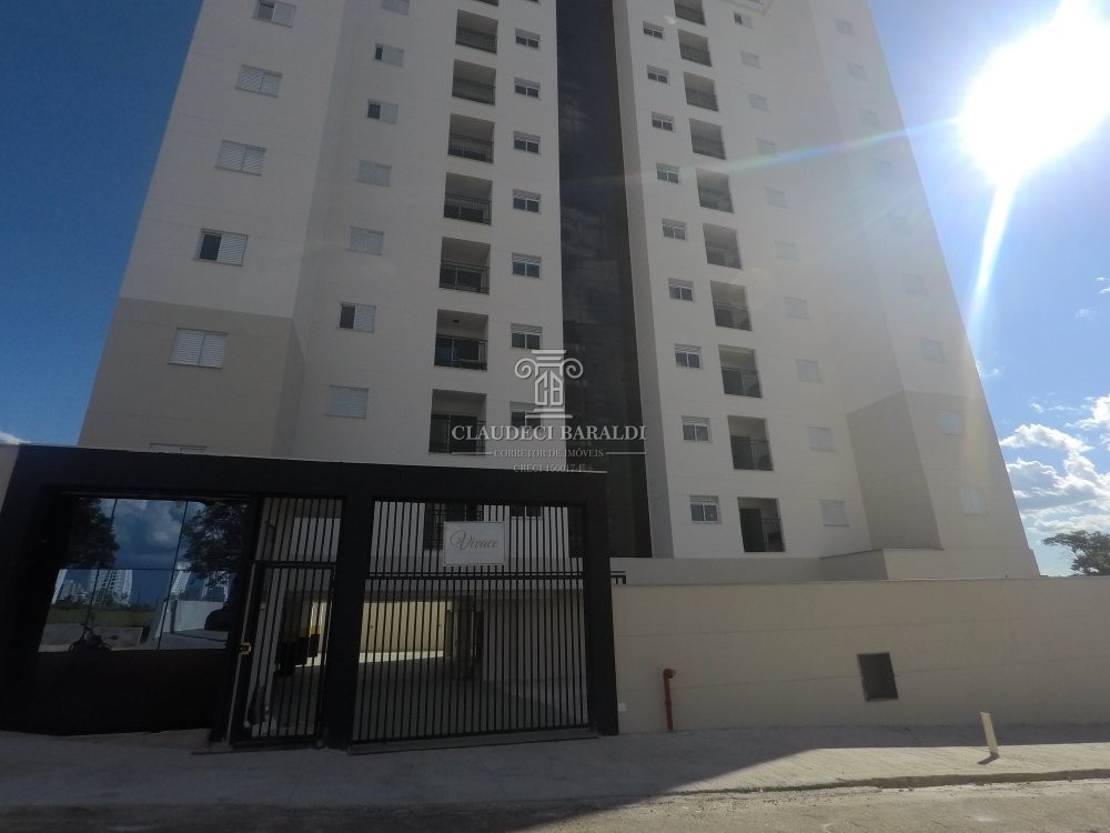 Apartamento à venda com 3 quartos, 85m² - Foto 1