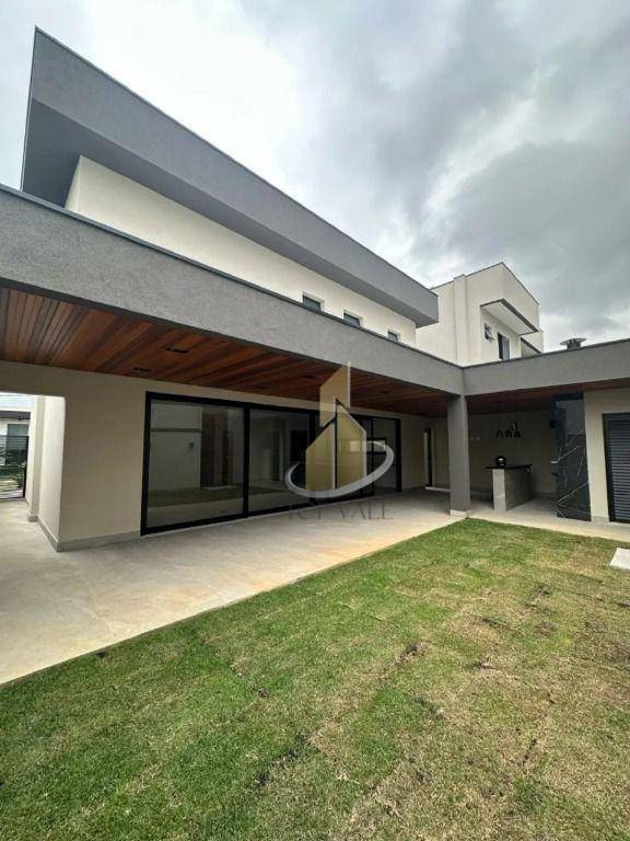 Sobrado à venda com 3 quartos, 252m² - Foto 3