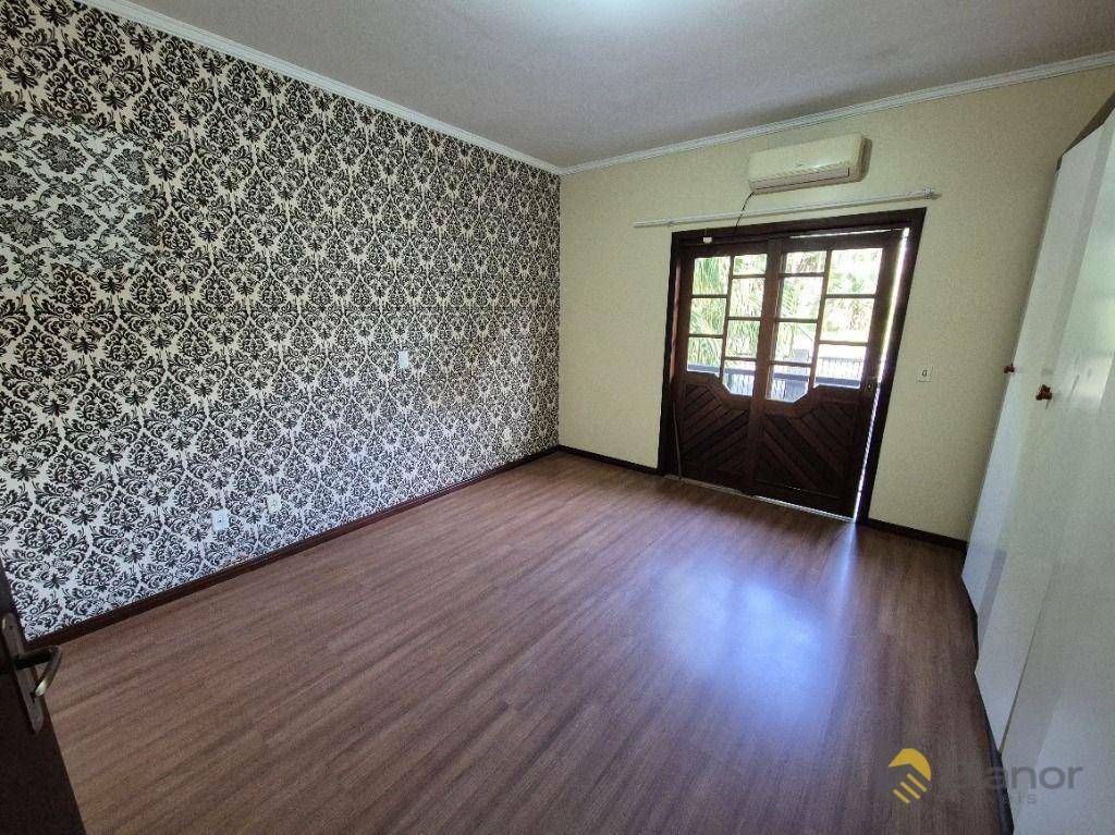 Casa à venda e aluguel com 3 quartos, 208m² - Foto 14