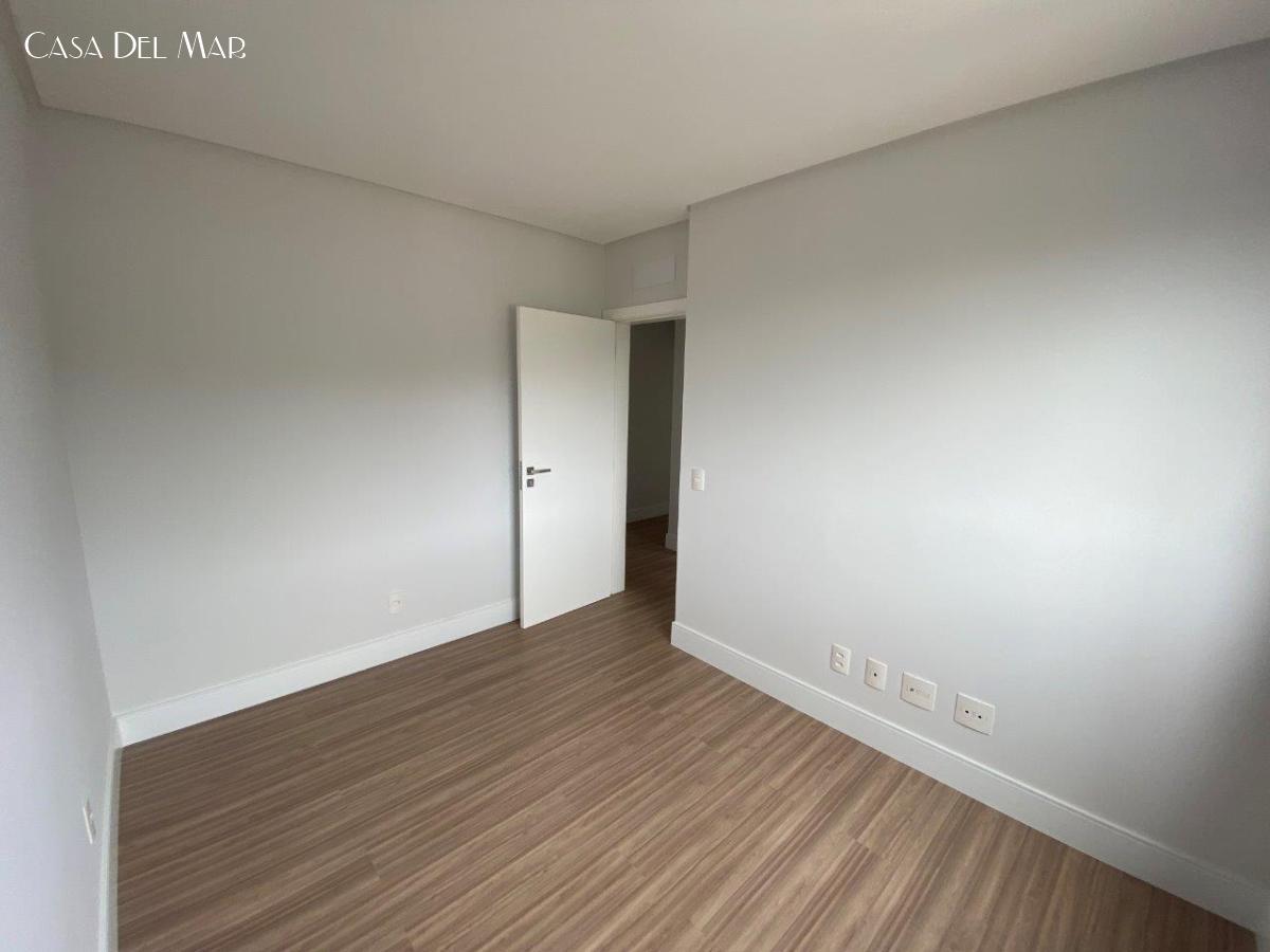 Apartamento à venda com 3 quartos, 123m² - Foto 46