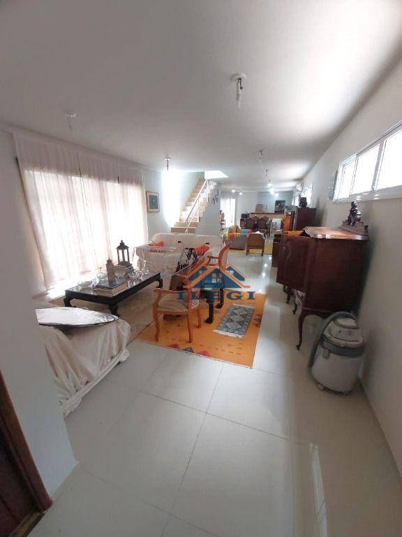 Casa de Condomínio à venda com 4 quartos, 286m² - Foto 26