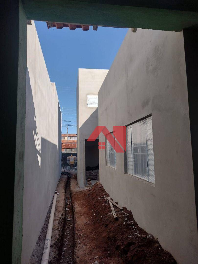 Casa à venda com 2 quartos, 88m² - Foto 8