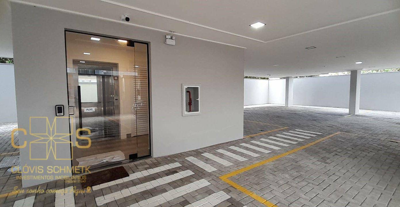 Apartamento à venda com 2 quartos, 89m² - Foto 2