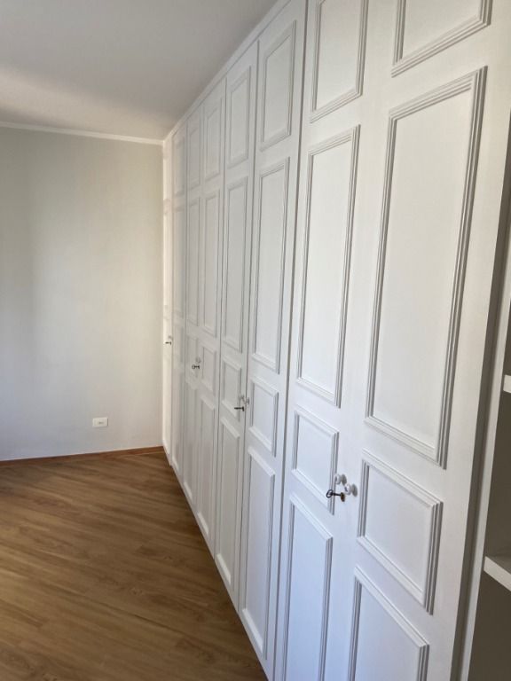 Apartamento para alugar com 5 quartos, 240m² - Foto 8