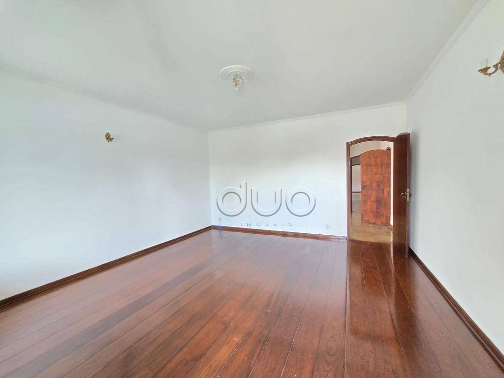 Casa, 4 quartos, 285 m² - Foto 3
