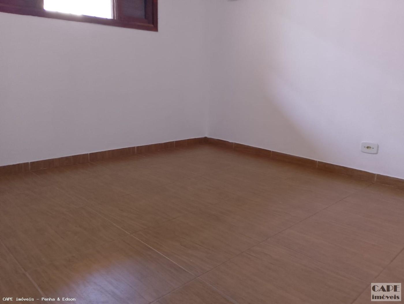 Casa para alugar com 2 quartos, 45m² - Foto 6