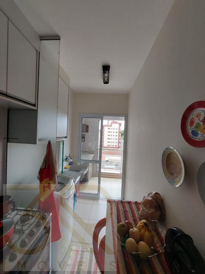 Apartamento à venda com 2 quartos, 55m² - Foto 8