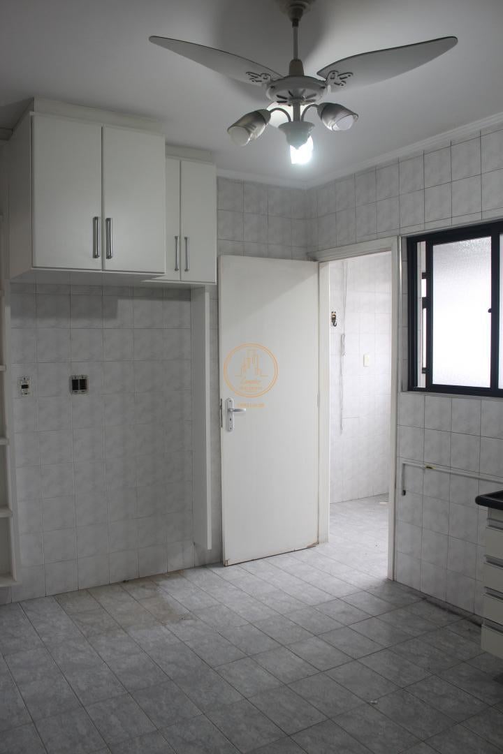 Apartamento à venda com 2 quartos, 110m² - Foto 20