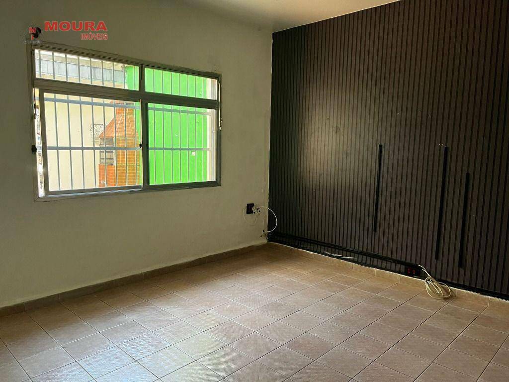 Sobrado à venda com 3 quartos, 200m² - Foto 5