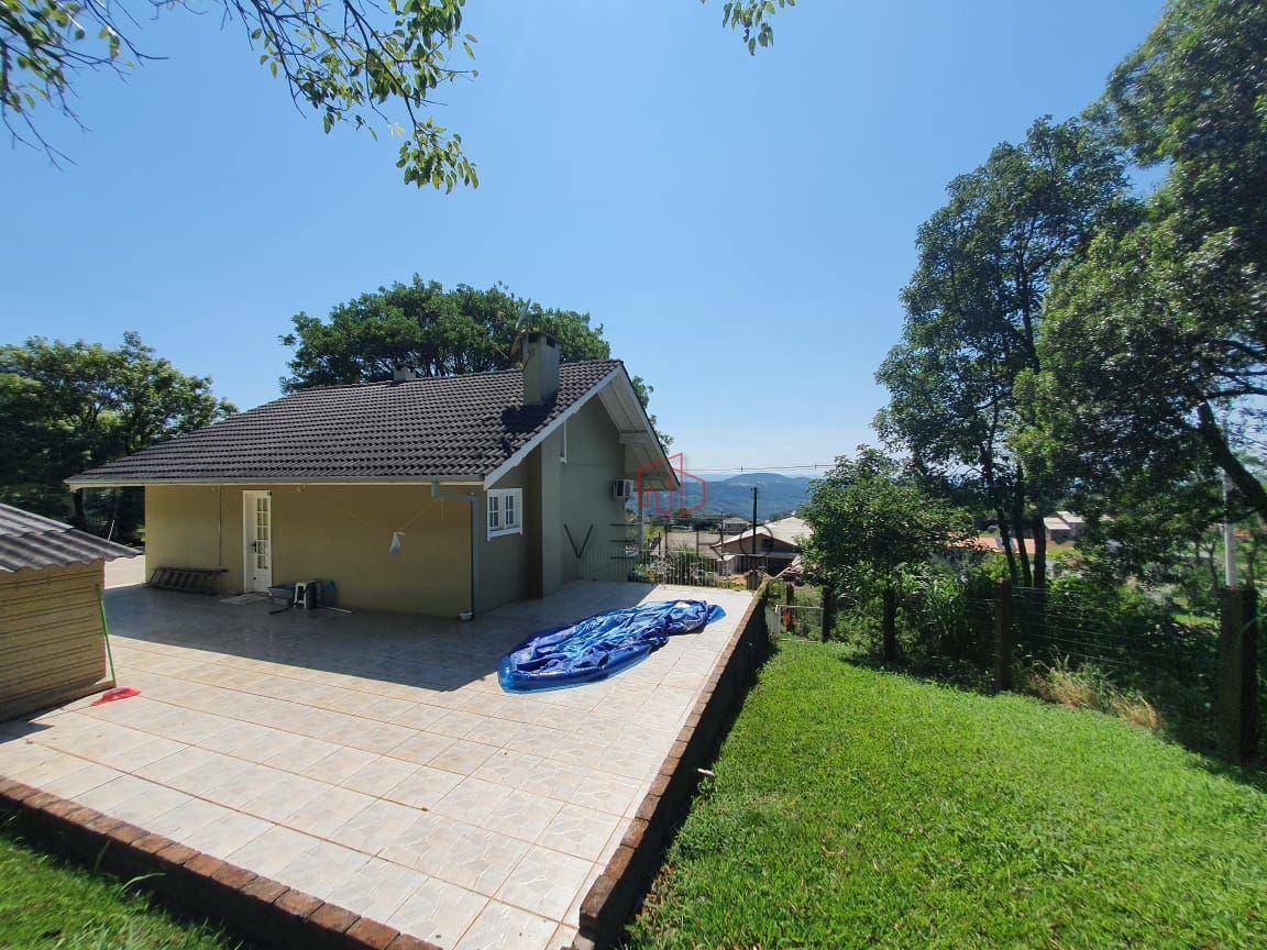 Casa à venda com 3 quartos, 300m² - Foto 6