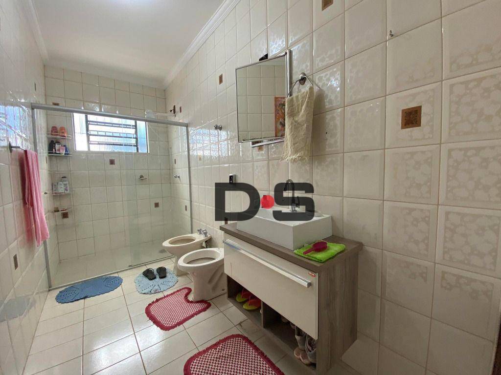 Casa à venda com 3 quartos, 160m² - Foto 9