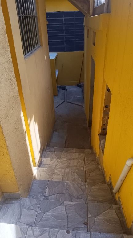 Sobrado à venda com 2 quartos, 180m² - Foto 28