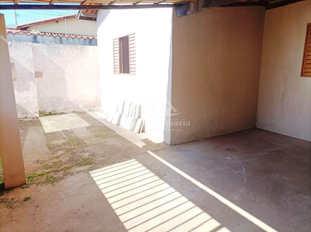 Casa à venda com 3 quartos, 100m² - Foto 3