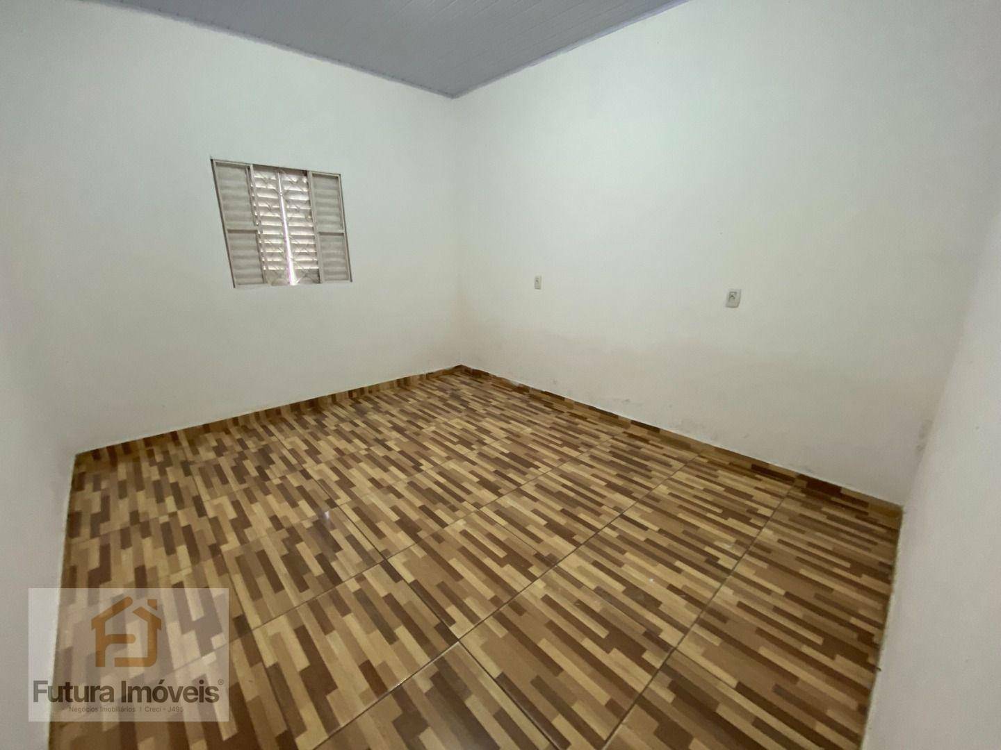 Casa para alugar com 2 quartos, 65m² - Foto 11