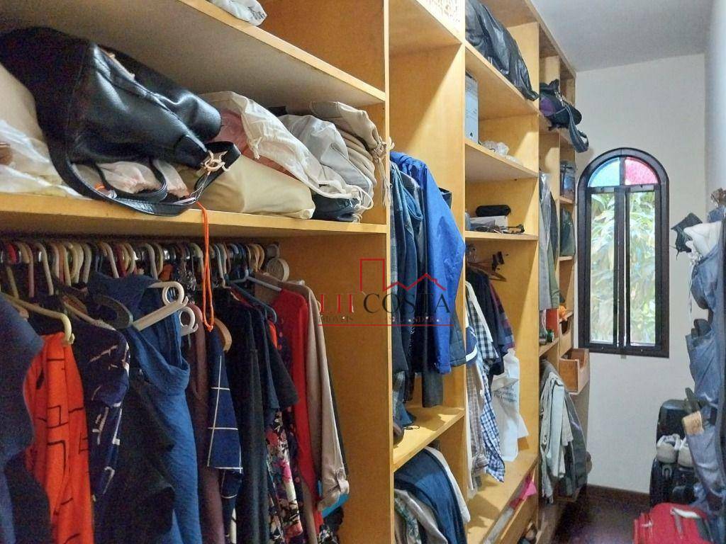 Casa à venda com 3 quartos, 204m² - Foto 15