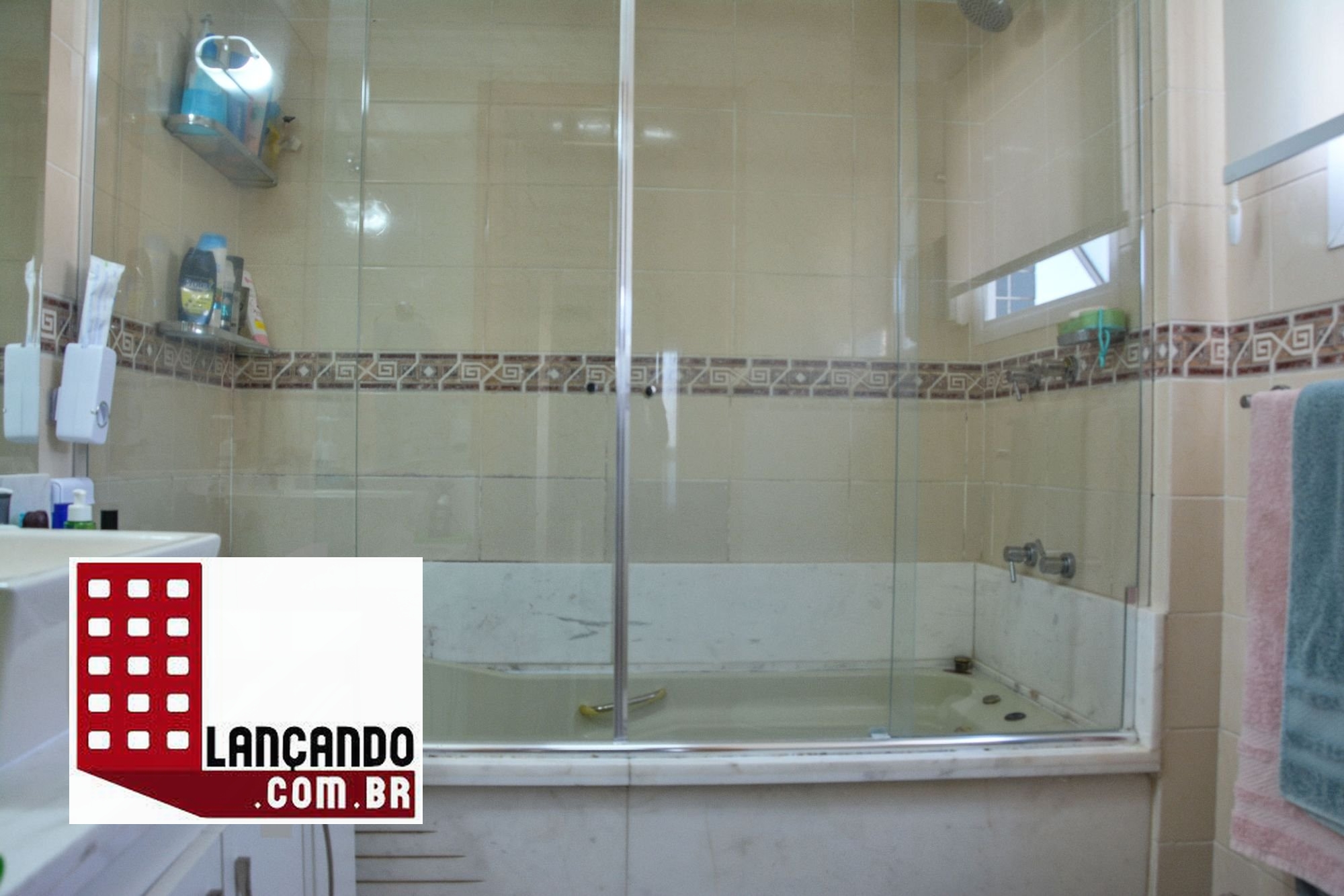 Apartamento à venda com 4 quartos, 156m² - Foto 4