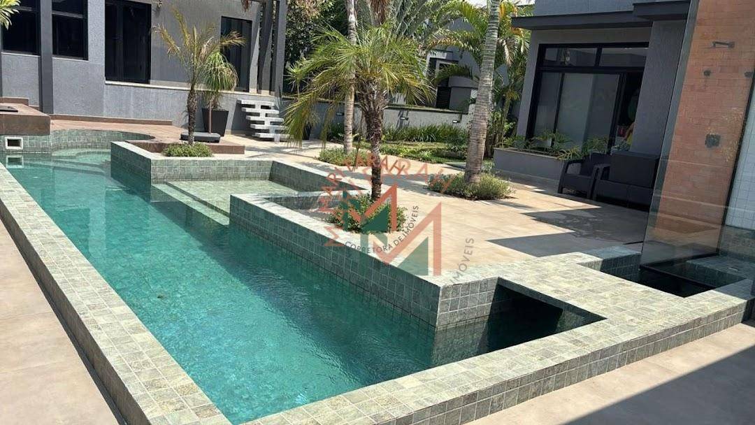 Casa de Condomínio à venda com 4 quartos, 450m² - Foto 5