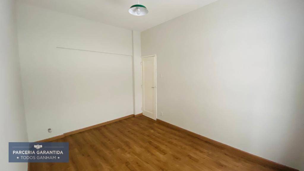 Apartamento à venda com 3 quartos, 92m² - Foto 17