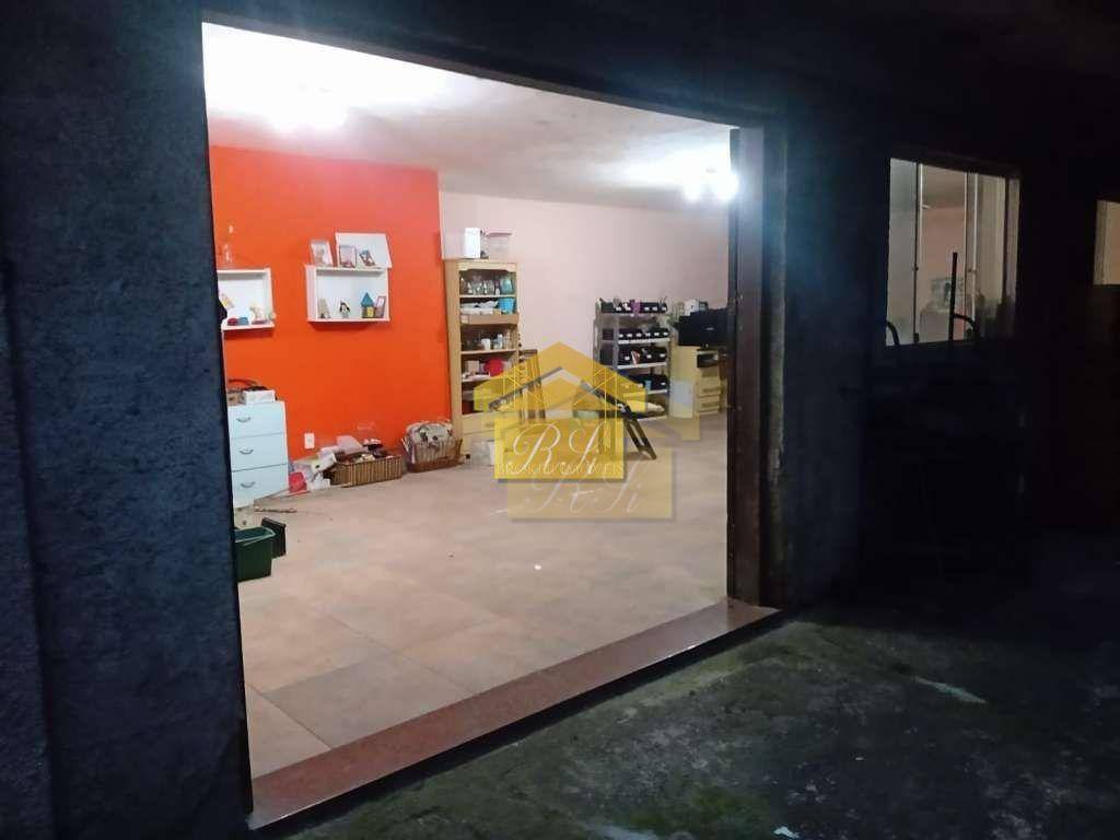 Casa à venda com 3 quartos, 180m² - Foto 13