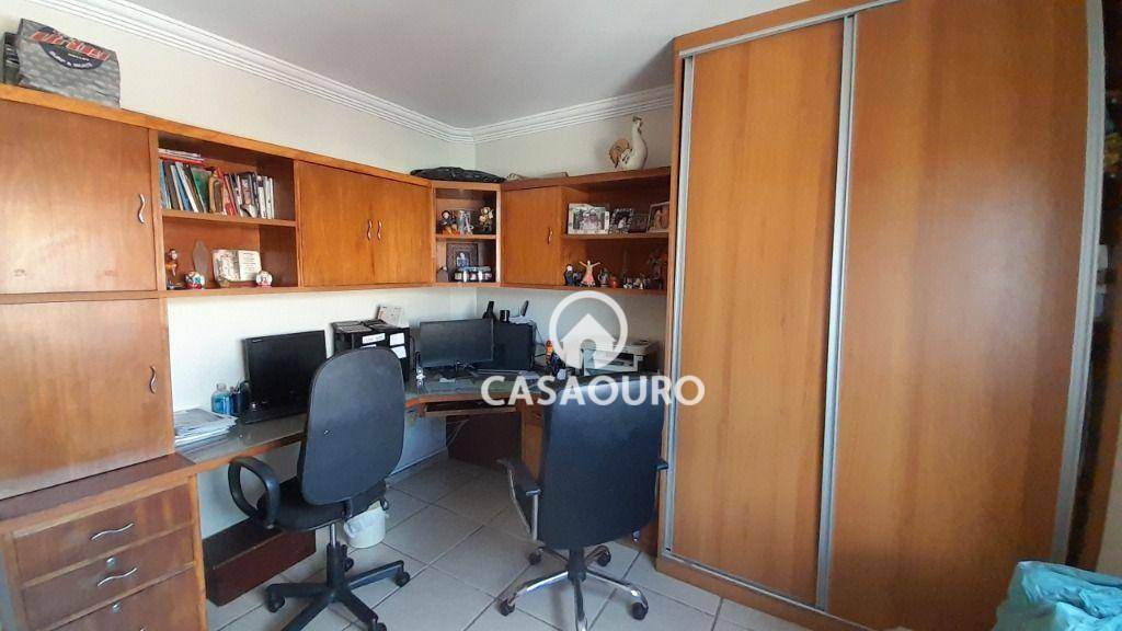 Cobertura à venda com 5 quartos, 200m² - Foto 28