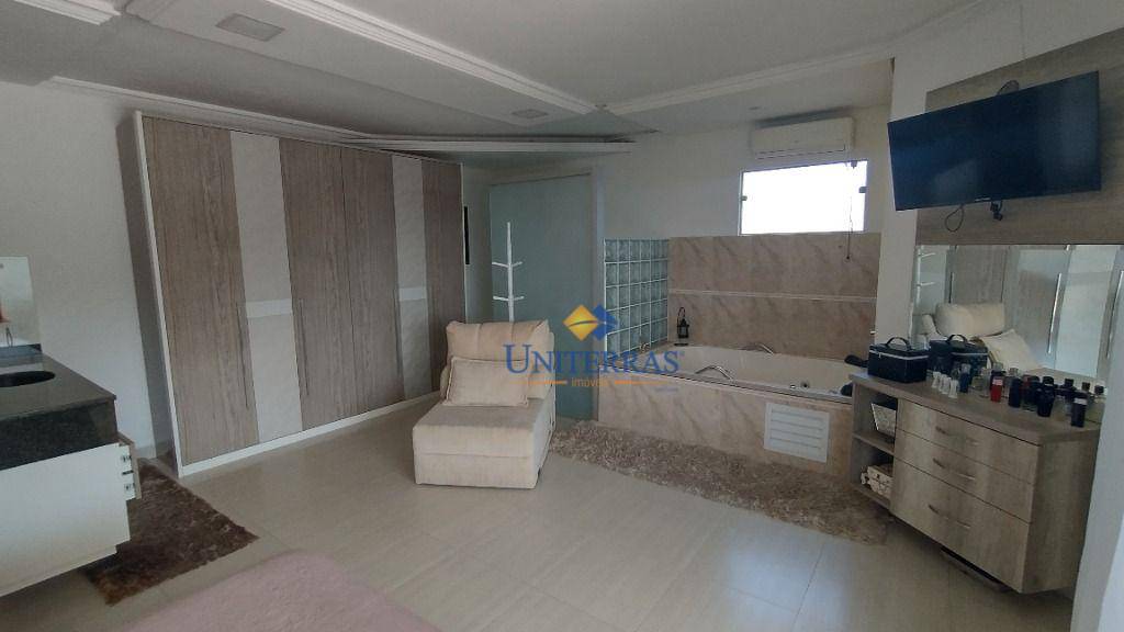 Sobrado à venda com 5 quartos, 300m² - Foto 20