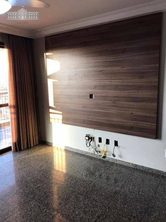 Apartamento à venda com 3 quartos, 198m² - Foto 9