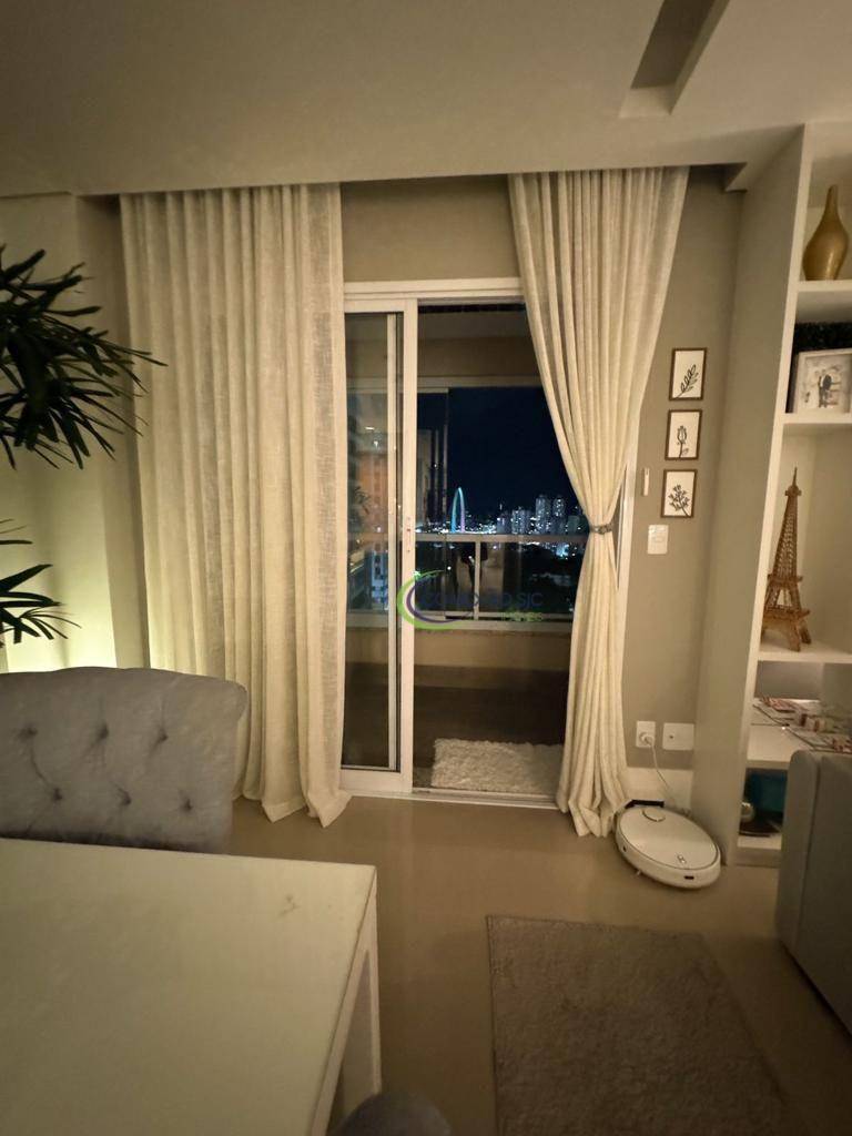 Apartamento à venda com 3 quartos, 114m² - Foto 9