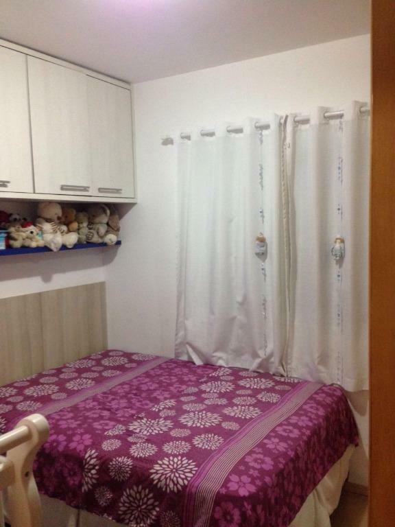 Apartamento à venda com 2 quartos, 62m² - Foto 2