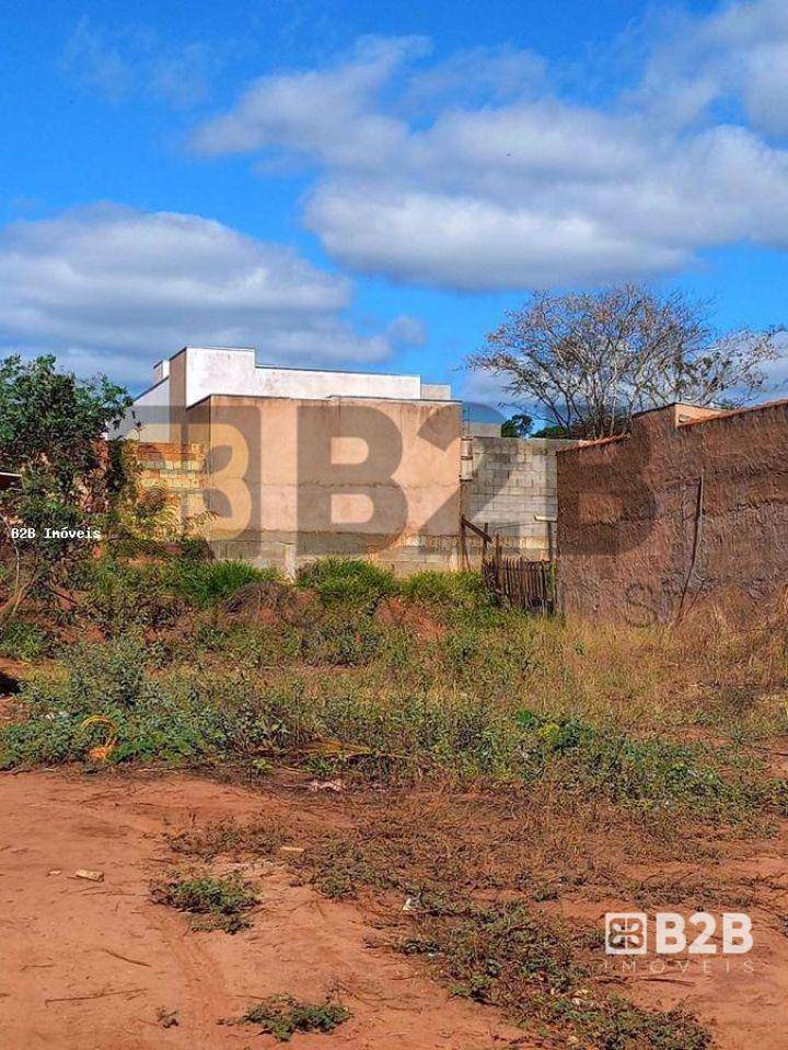 Terreno à venda, 180M2 - Foto 1