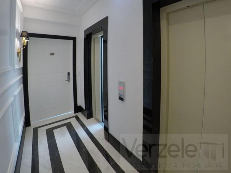 Apartamento à venda com 3 quartos, 151m² - Foto 2