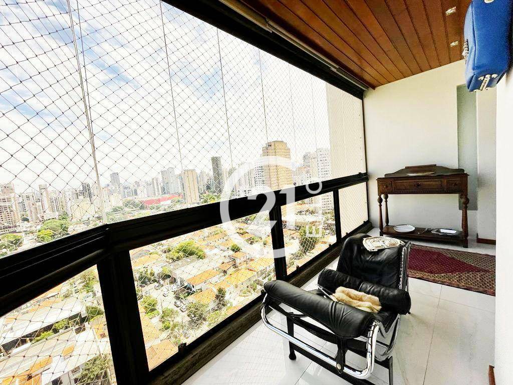 Apartamento à venda com 3 quartos, 151m² - Foto 22