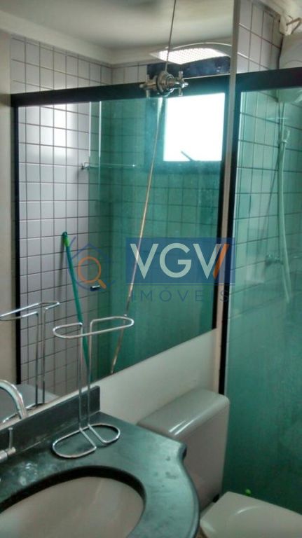 Apartamento à venda e aluguel com 2 quartos, 60m² - Foto 2