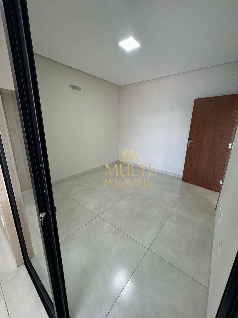 Casa à venda com 3 quartos, 190m² - Foto 4