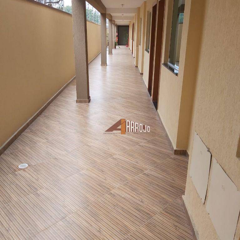 Apartamento à venda com 2 quartos, 41m² - Foto 18