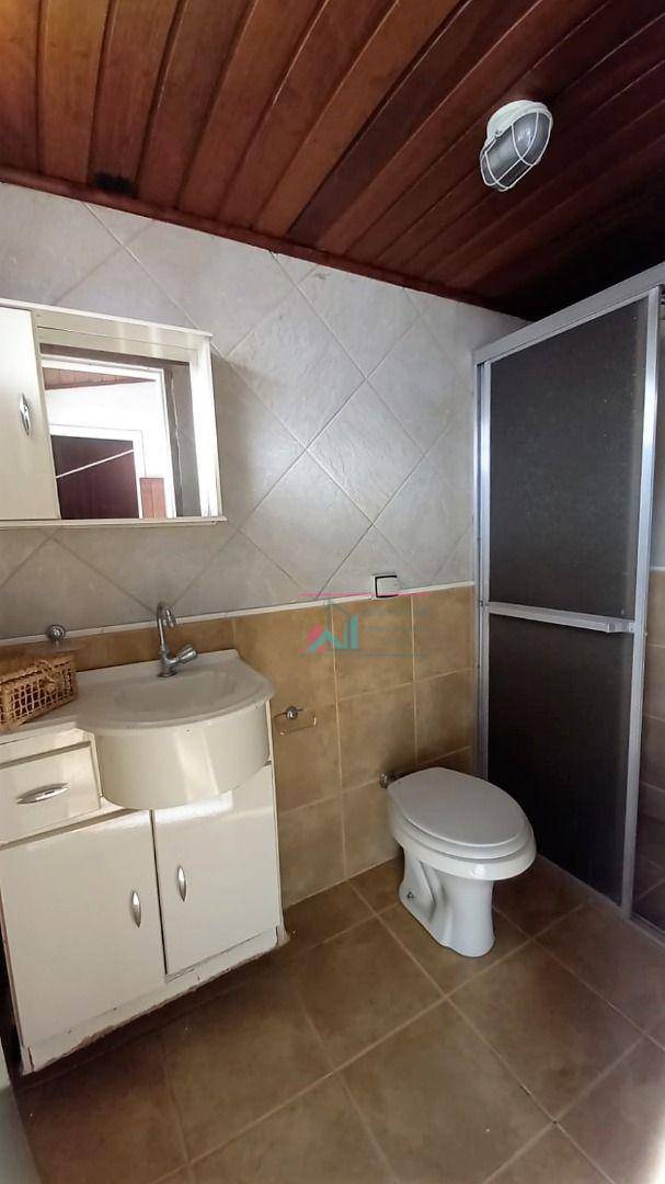 Casa à venda com 3 quartos, 380m² - Foto 26