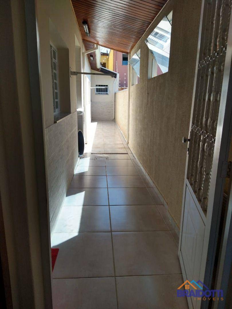 Casa à venda com 3 quartos, 140m² - Foto 18